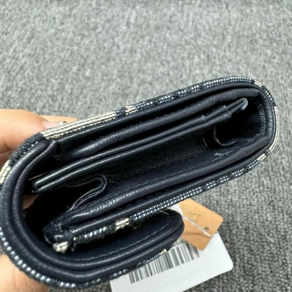 100% Authentic Dior Saddle Leather Wallet 350-111424 - Picture 6 of 10